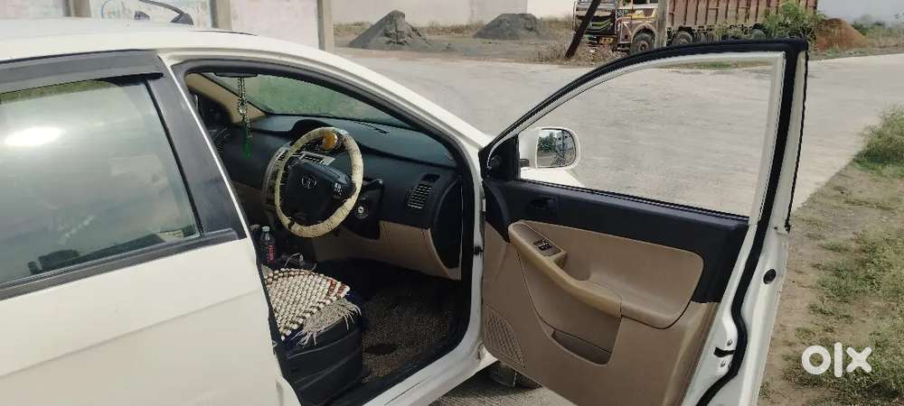 Tata Indica Vista Tdi Lx 2013