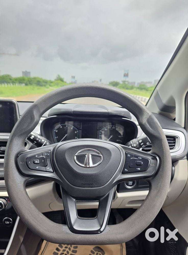 Tata Altroz Xz, 2021, Petrol