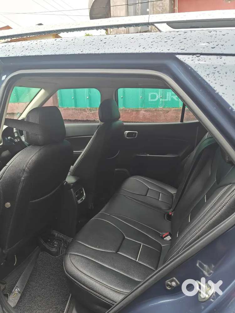 Hyundai Venue 2022 Diesel 50000 Km Driven