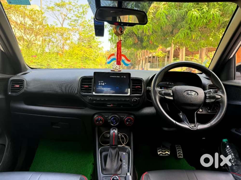 Hyundai Venue N Line N8 Dct Dual Tone, 2023, Petrol