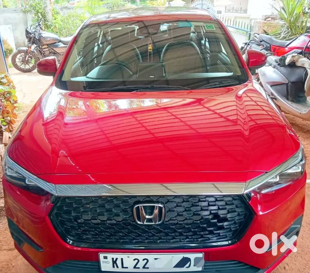 2025 Honda Amaze Zx Cvt Adas Graphene & Seat Cover