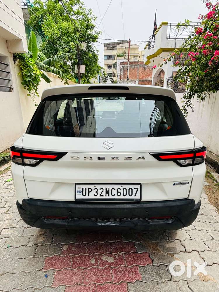 Maruti Suzuki Brezza 1.5 Vxi Smart Hybrid, 2022, Petrol