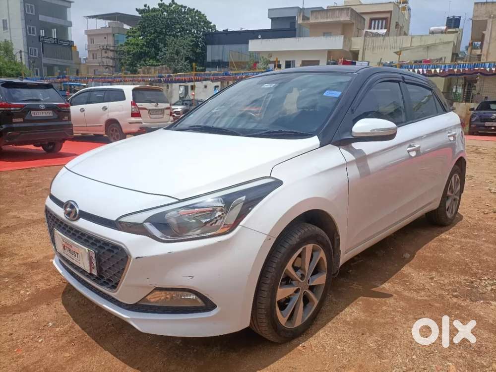 Hyundai Elite I20 Asta Option, 2017, Petrol