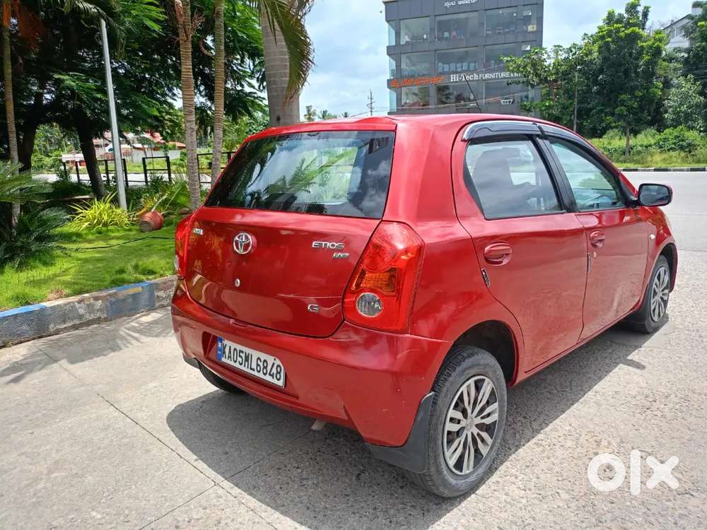 Toyota Etios Liva 2012