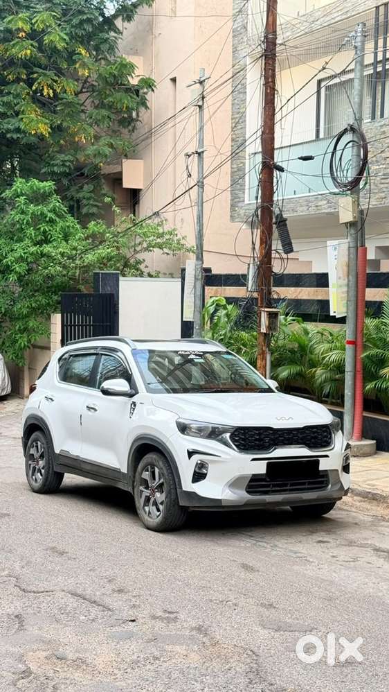 Kia Sonet Petrol 2023