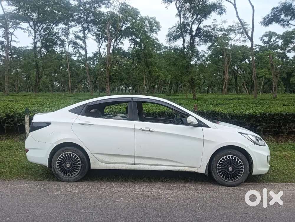 Hyundai Verna 72000 Km Driven