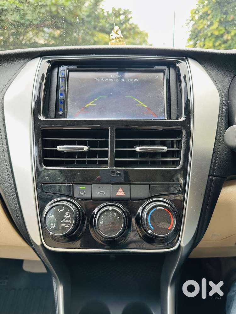 Toyota Yaris J Cvt, 2019, Petrol