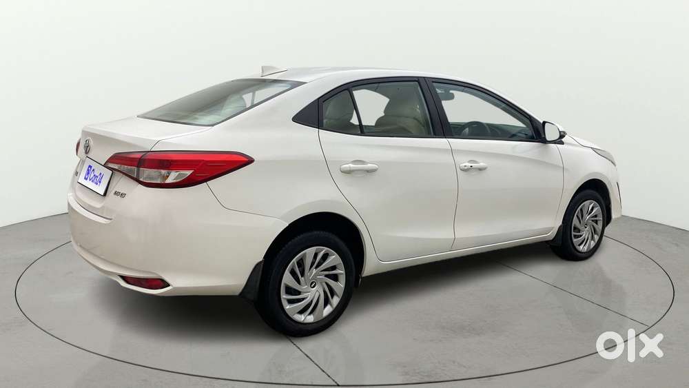 Toyota Yaris G Cvt, 2018, Petrol