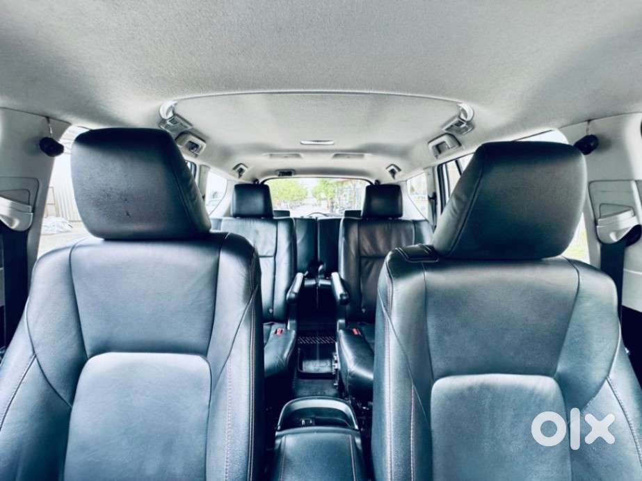 Toyota Innova Crysta 2.8 Zx At 7 Seater, 2017, Diesel