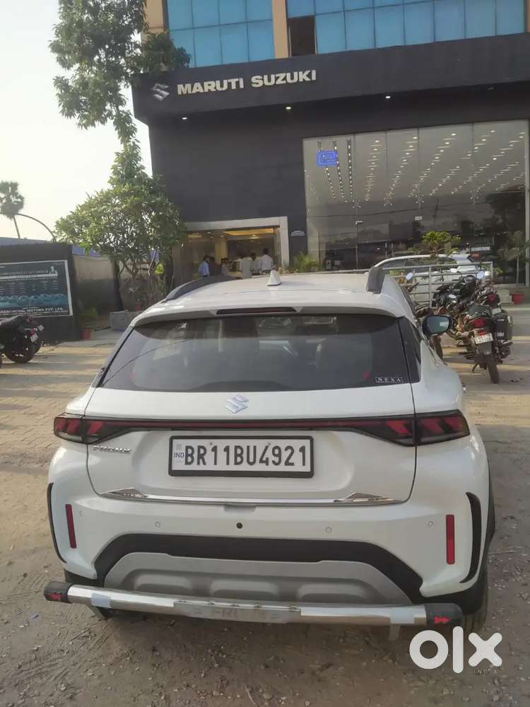 Maruti Suzuki Fronx 2025 Petrol 2900 Km Driven