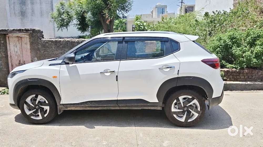Nissan Magnite 2026 Petrol Well Maintained 900 Km Chali