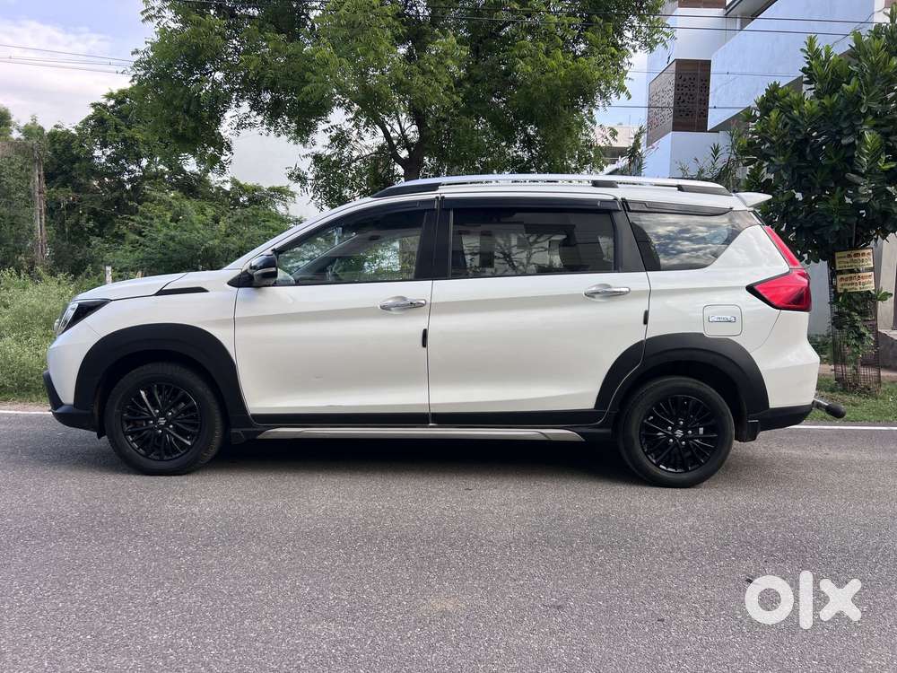 Maruti Suzuki Xl6 1.5 Alpha Plus At, 2019, Petrol
