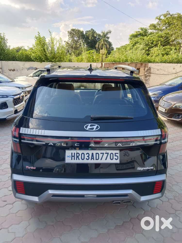 Hyundai Alcazar Signature 1.5 Petrol Dct 6str, 2024, Petrol