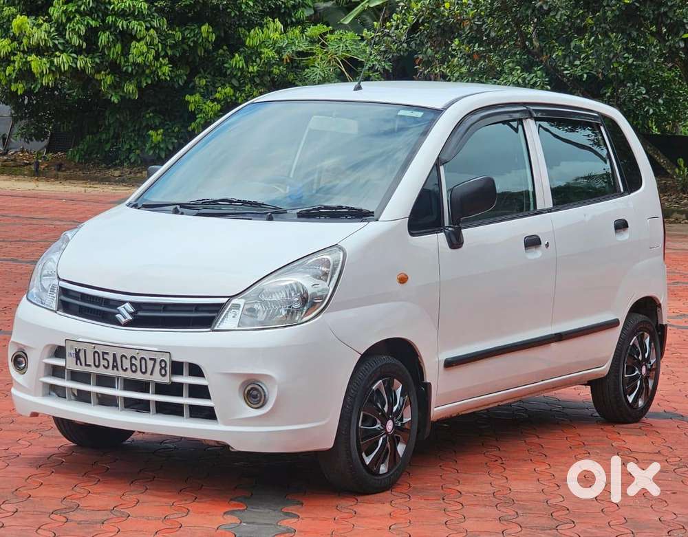 Maruti Suzuki Zen Estilo Lxi Bs Iv, 2011, Petrol