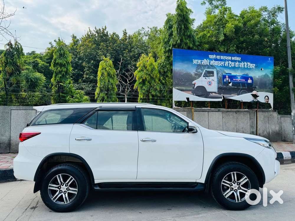 Toyota Fortuner 4x2 At 2.8 Diesel, 2020, Diesel