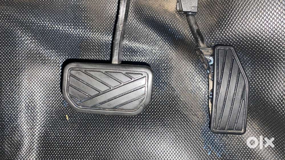 Maruti Suzuki Xl6 Alpha At, 2021, Petrol