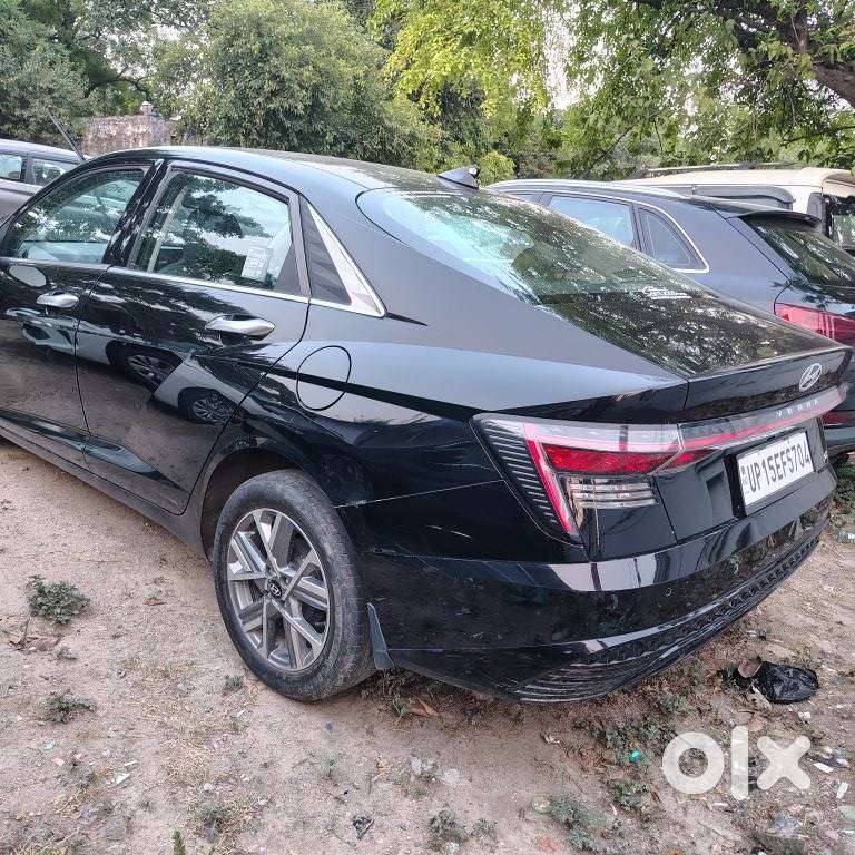 Hyundai Verna 1.5 Sx Ivt, 2024, Petrol