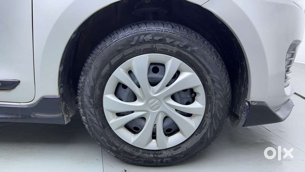 Maruti Suzuki Swift Vvt Vxi, 2022, Petrol