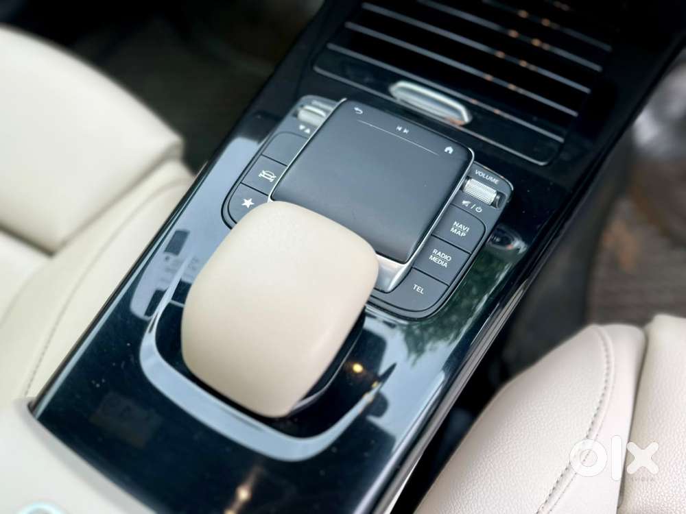 Mercedes-benz A-class Limousine 200, 2021, Petrol