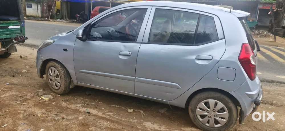 Hyundai I10 2011 Km Driven