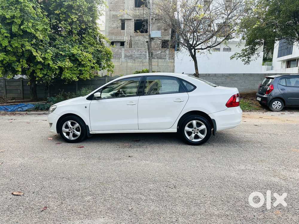 Skoda Rapid Elegance 1.6 TDI CR Manual, 2014, Diesel