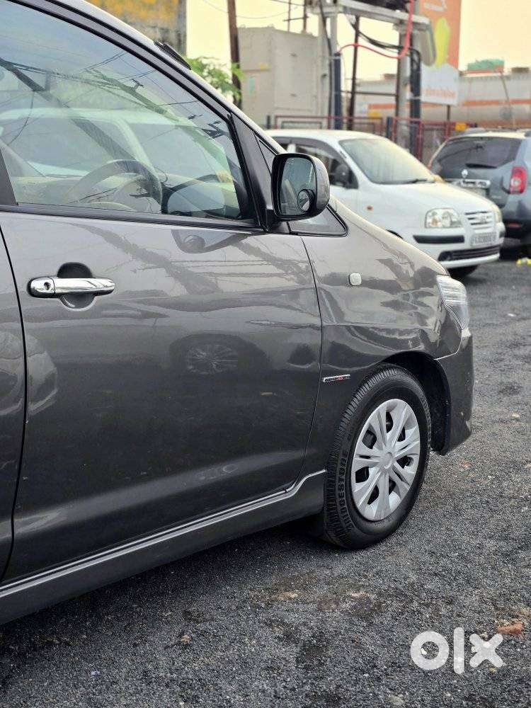 Toyota Innova, 2012, Diesel