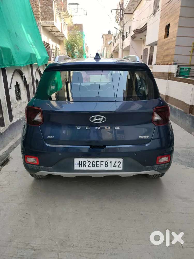 Hyundai Venue 2020 Petrol 56000 Km Driven