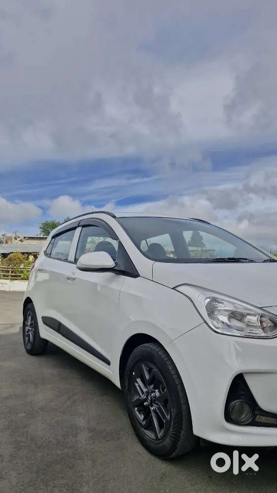 Hyundai Grand I10 2018 Petrol 65400 Km Driven