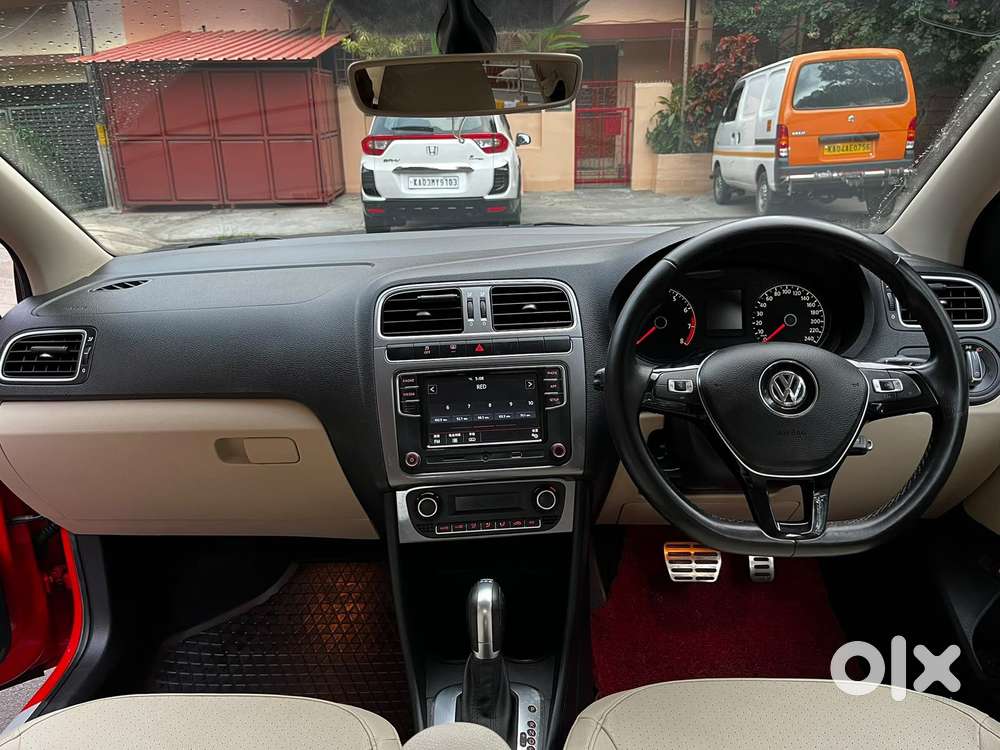 Volkswagen Vento 1.2 Tsi Highline Plus At, 2019, Petrol