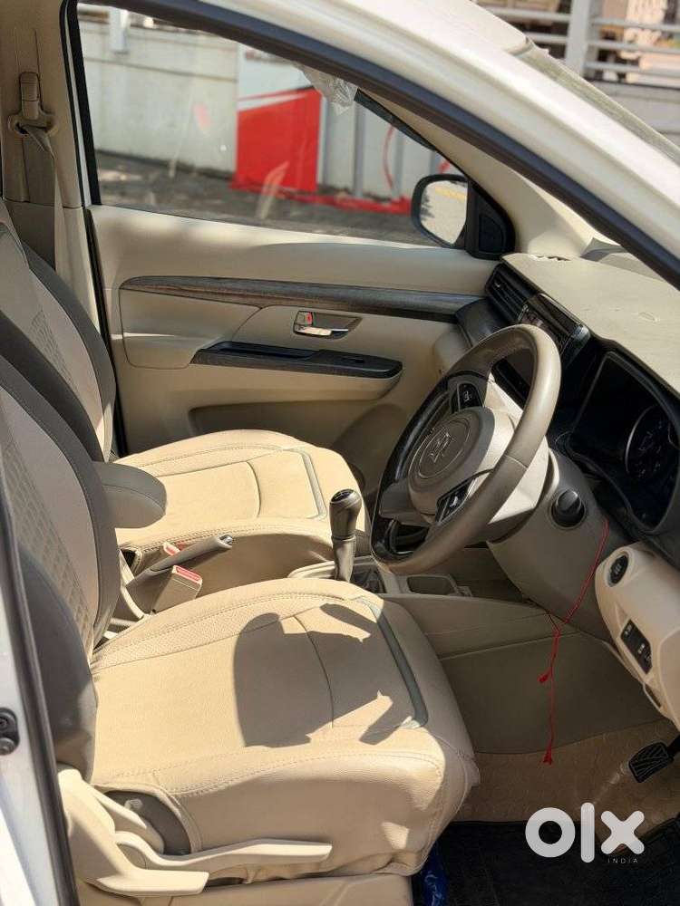 Maruti Suzuki Ertiga 1.5 Zxi Plus Shvs, 2022, Petrol