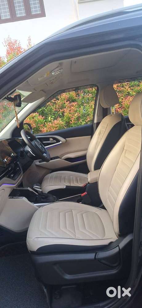 Kia Carens 2023 Petrol 14546 Km Driven