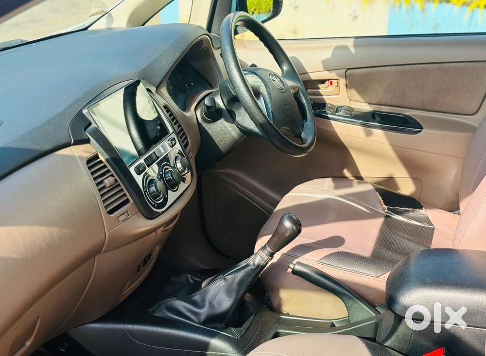 Toyota Innova 2016 Model