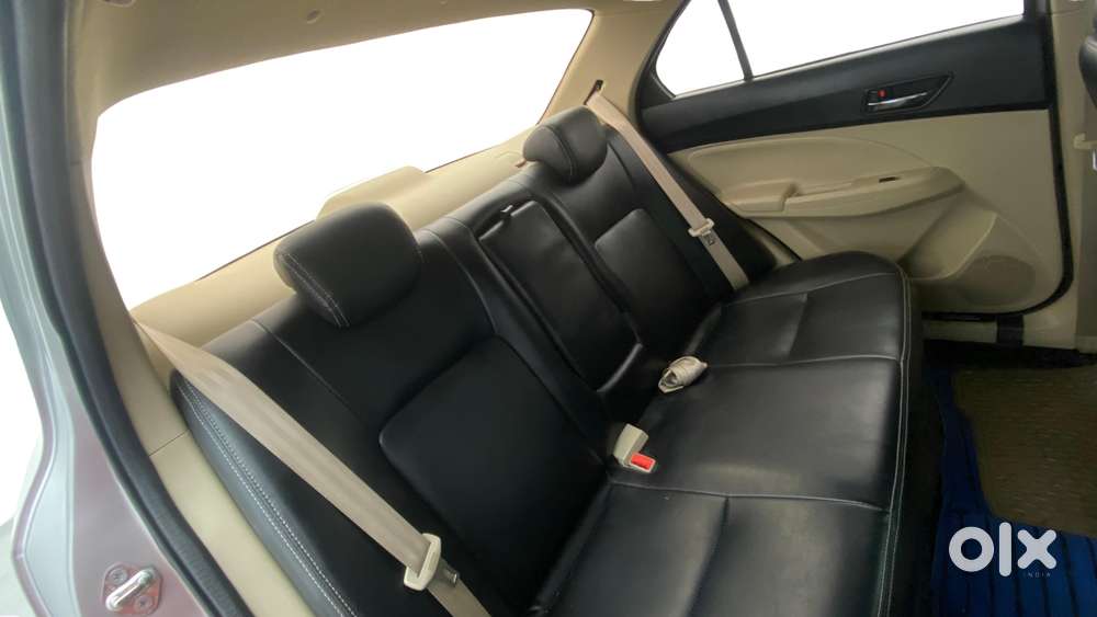 Maruti Suzuki Swift Dzire Amt Vxi, 2020, Petrol
