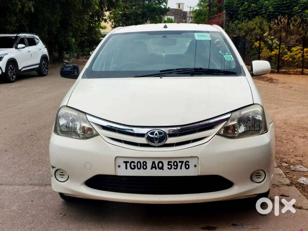 Toyota Etios 2010-2012 G, 2011, Petrol