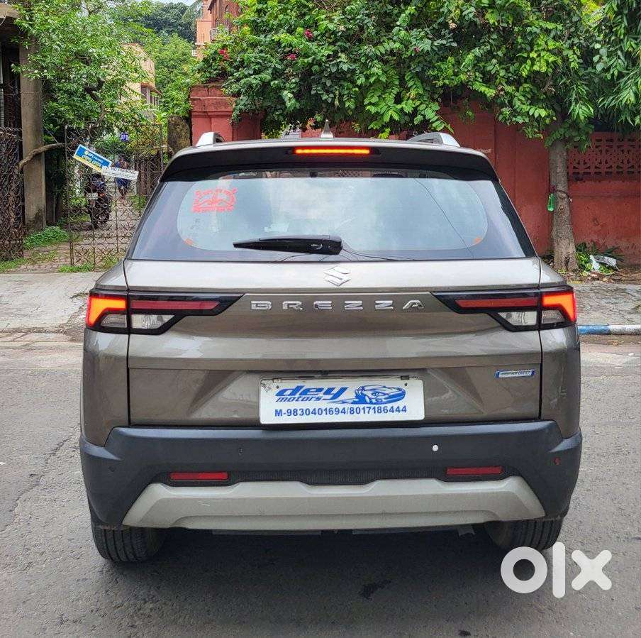 Maruti Suzuki Brezza Zxi Plus At, 2022, Petrol