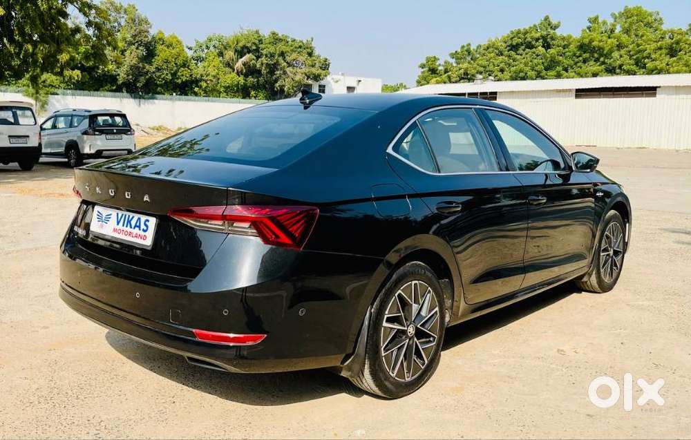 Skoda Octavia 2.0 L K Tsi At, 2022, Petrol