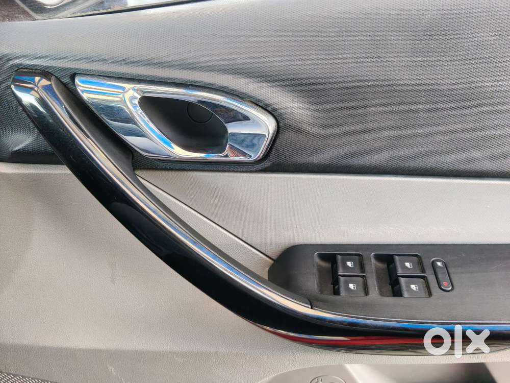 Tata Tiago 1.05 Revotorq Xz, 2017, Petrol