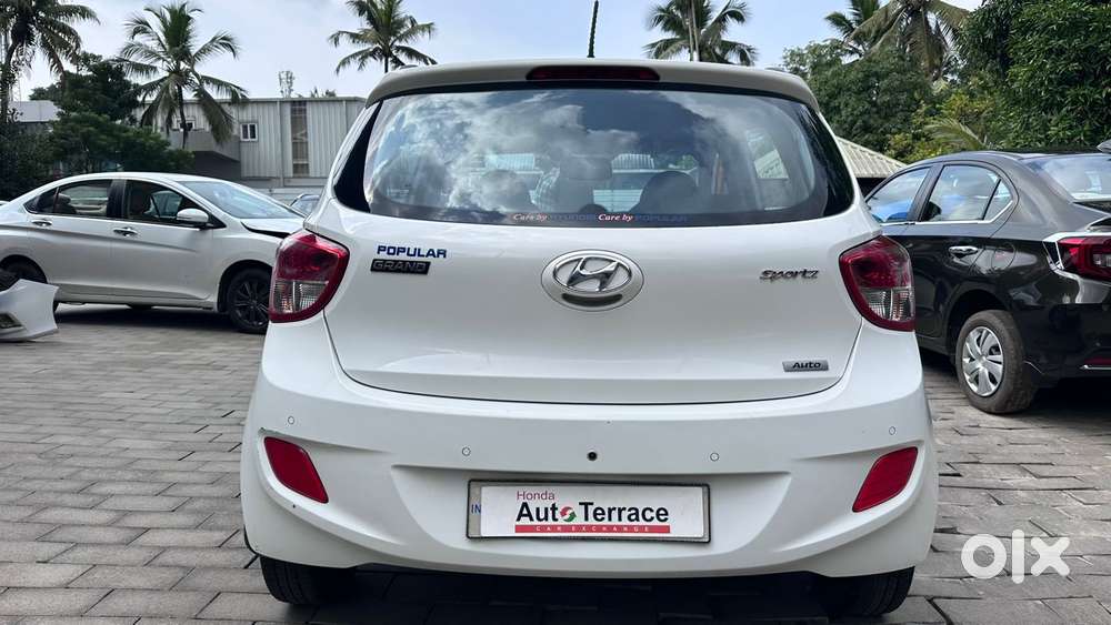 Hyundai Grand I10 At Sportz, 2014, Petrol