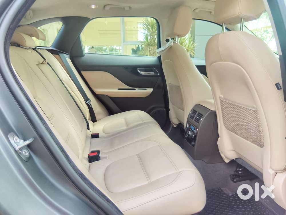 Jaguar F-pace Prestige 2.0 Petrol, 2020, Petrol