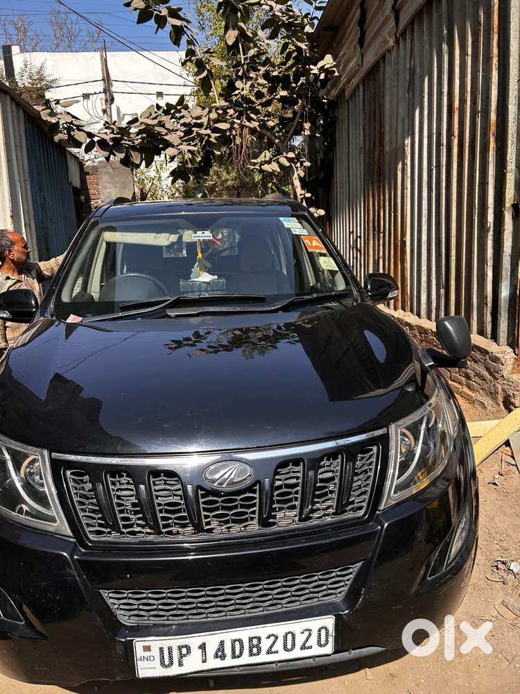 Selling Xuv 500 In Showroom Excellent Condition