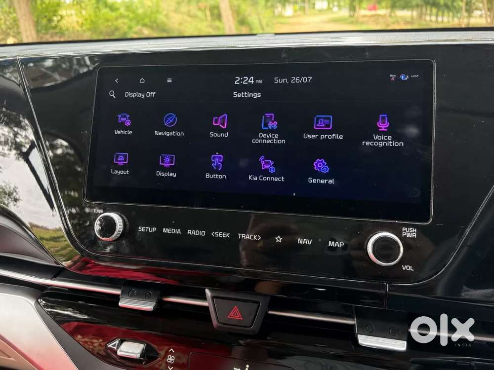 Kia Carens 1.4 Luxury Plus 6 Str, 2022, Petrol