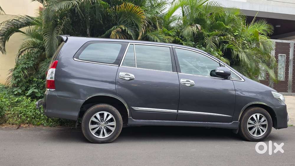 Toyota Innova 2.5 V 8 Str, 2015, Diesel