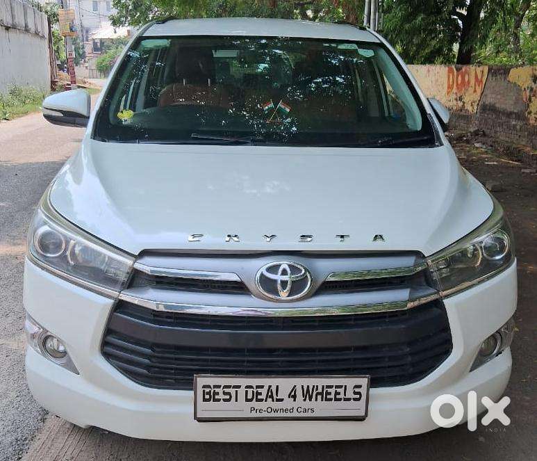 Toyota Innova Crysta 2.4 V 7 Str, 2017, Diesel