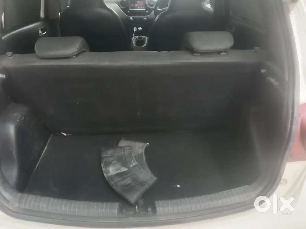 Hyundai Grand I10 2018 Diesel 100000 Km Driven