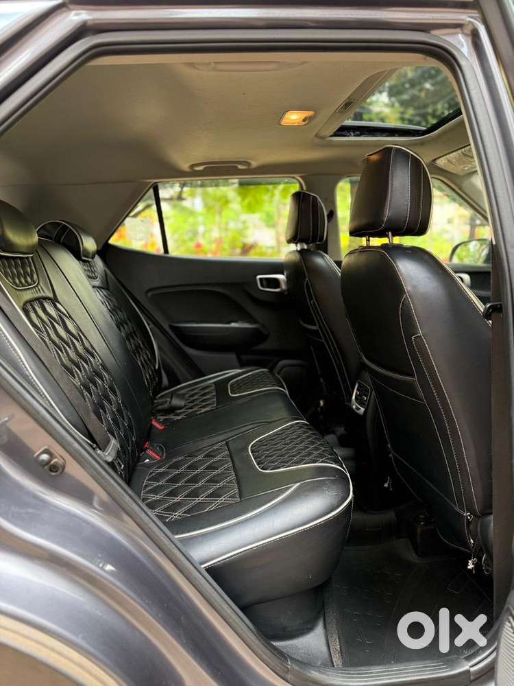 Hyundai Venue Sx Diesel Sunroof 61000 Kms Driven