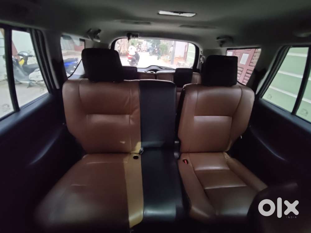 Toyota Innova Crysta 2.4 G Mt 8s, 2017, Diesel