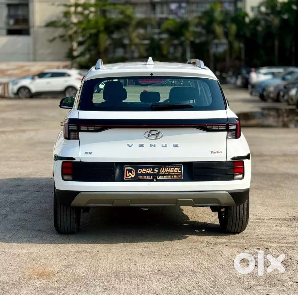 Hyundai Venue 1.0 S (o) Turbo Dct, 2024, Petrol
