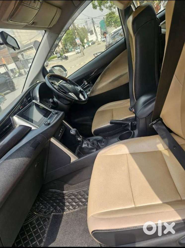 Toyota Innova Crysta 2.8 Zx At 7 Seater, 2019, Diesel