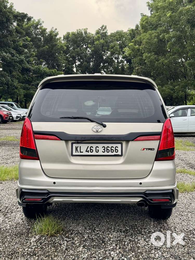 Toyota Innova 2.5 Gx (diesel) 7 Seater Bs Iv, 2012, Diesel