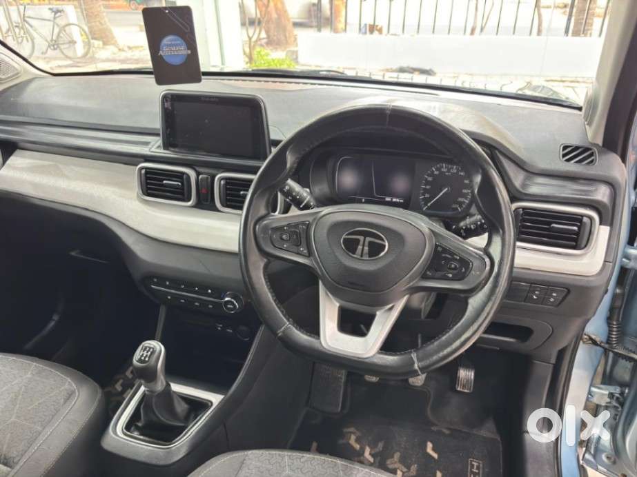 Tata Punch Creative Flagship Dual Tone Mt, 2024, Petrol